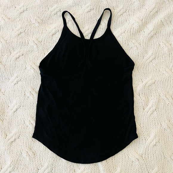 Echt Ribbed Workout Tank Top - Picture 3 of 4